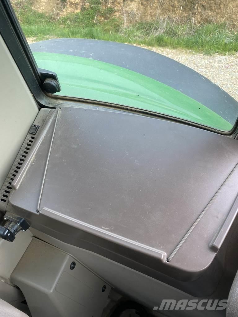 John Deere 6100 M Traktoren