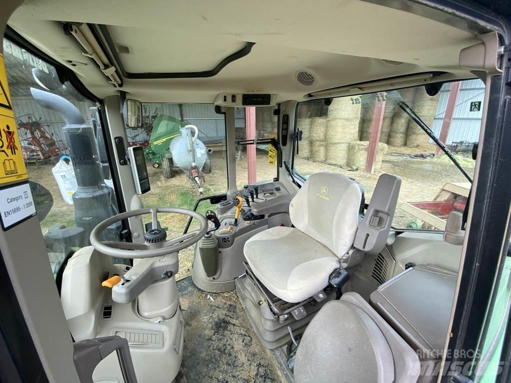 John Deere 6100 M Traktoren