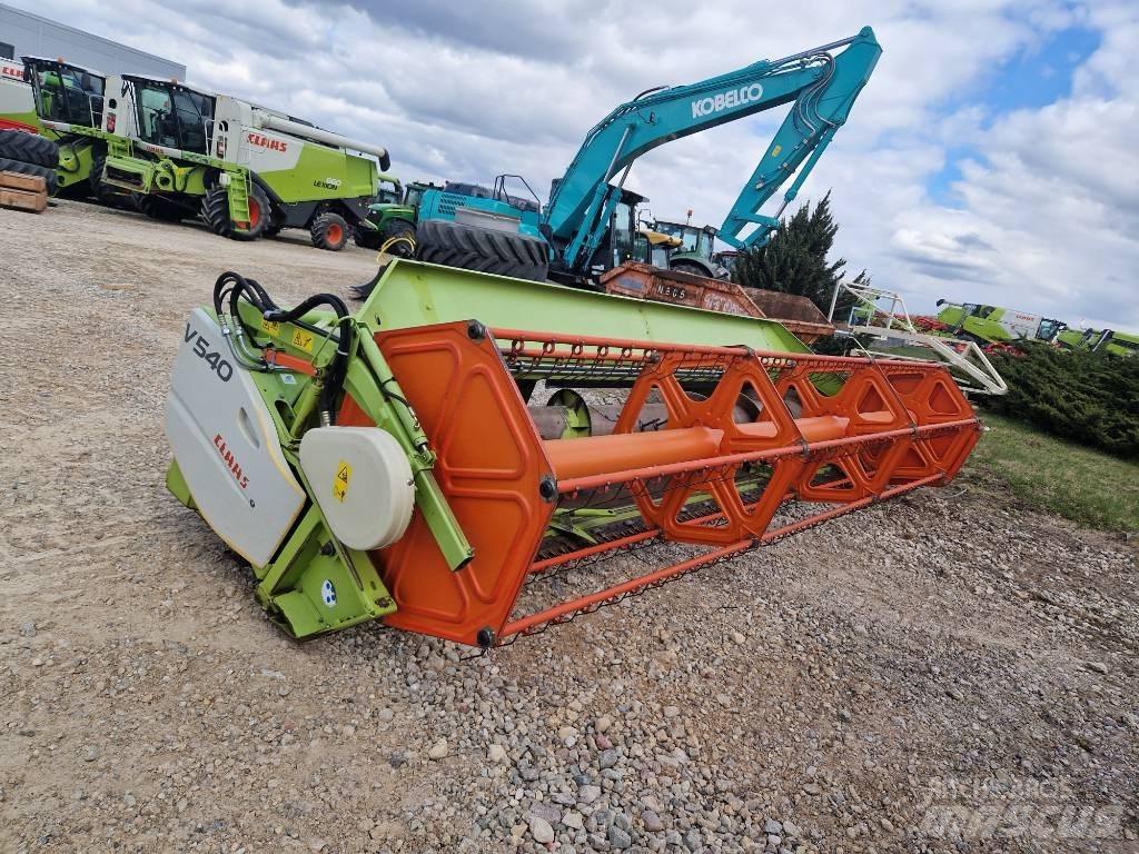 CLAAS Tucano 320 Mähdrescher