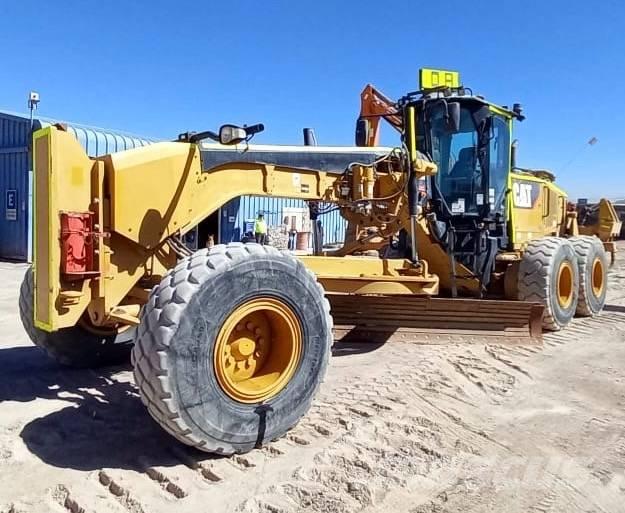 CAT 14 M Grader