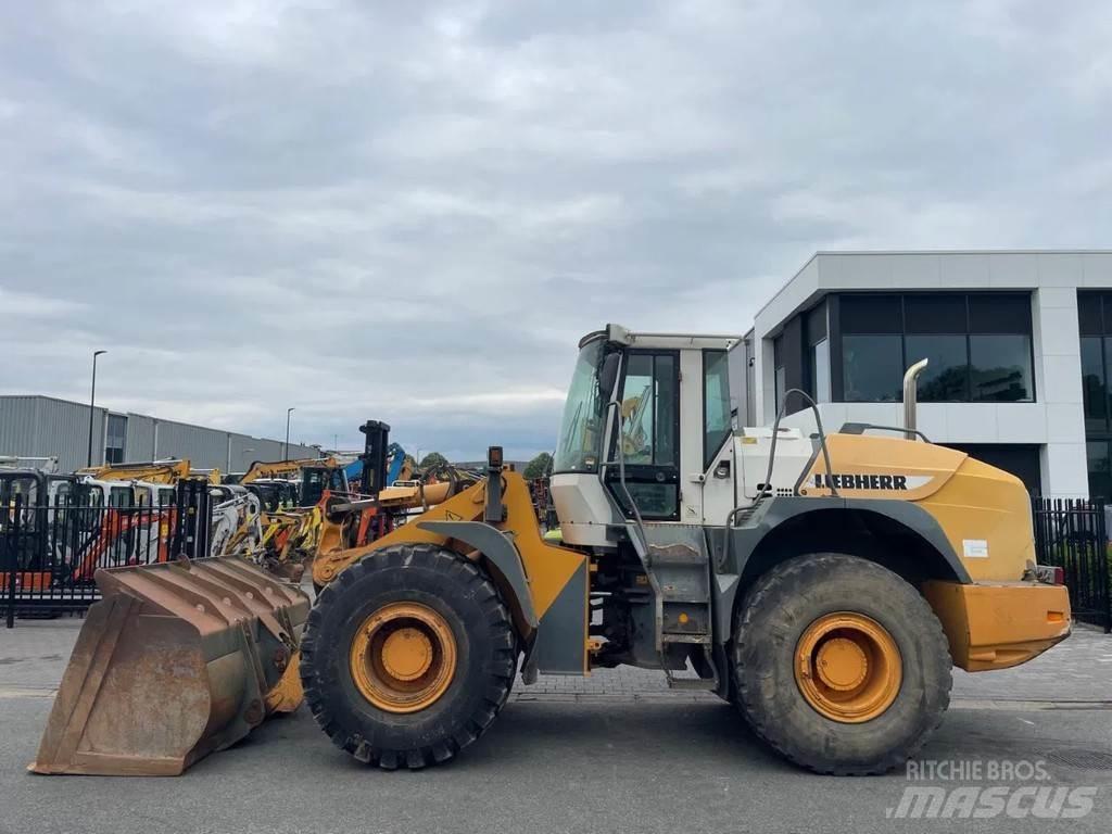 Liebherr L544 Radlader