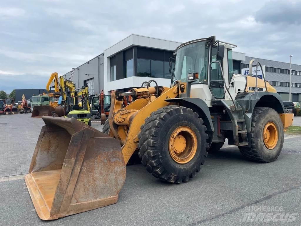 Liebherr L544 Radlader