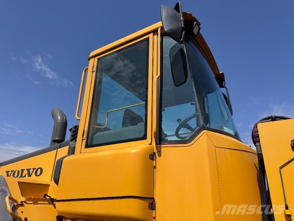Volvo L 120 E Radlader