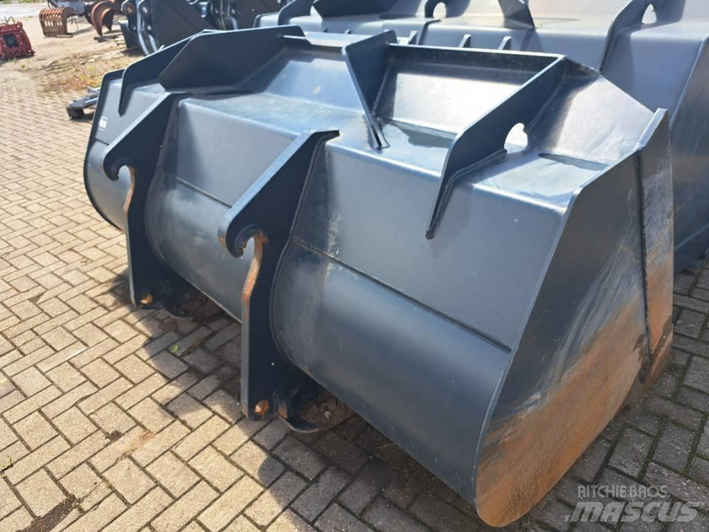 Hyundai HL955A Schaufeln