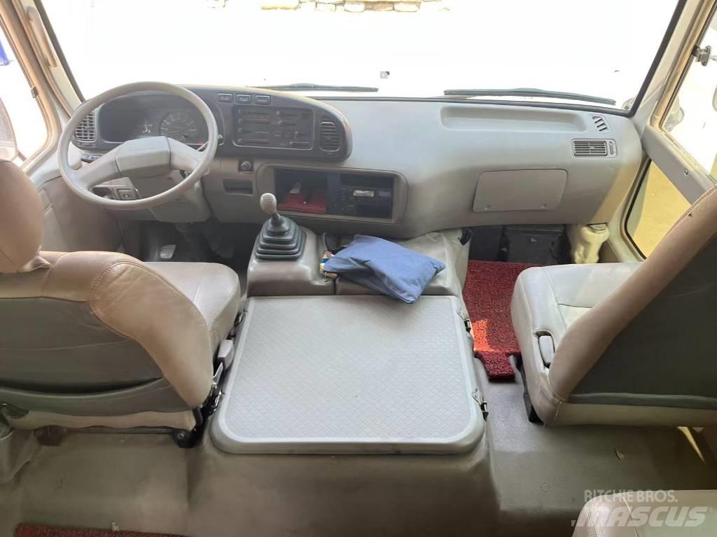 Toyota Coaster Überlandbusse