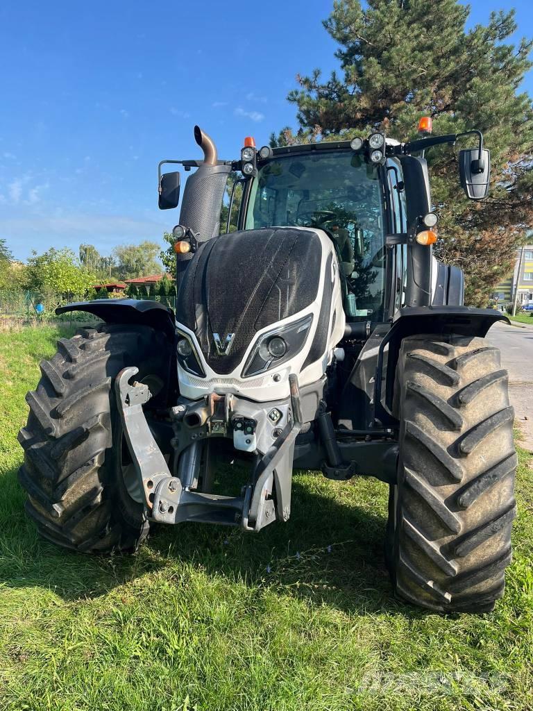 Valtra T234 Versu Traktoren
