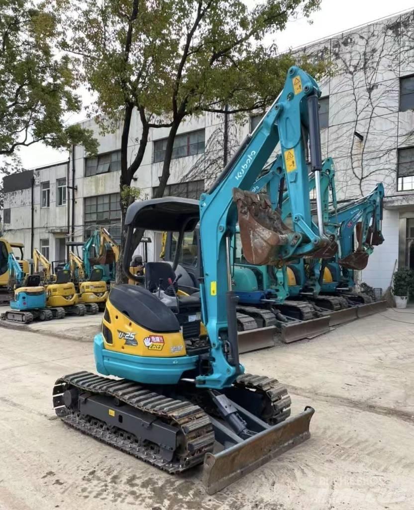 Kubota 25 Minibagger < 7t