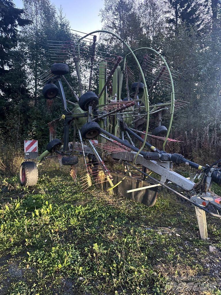 CLAAS Liner 2800 Kreiselheuer/-wender