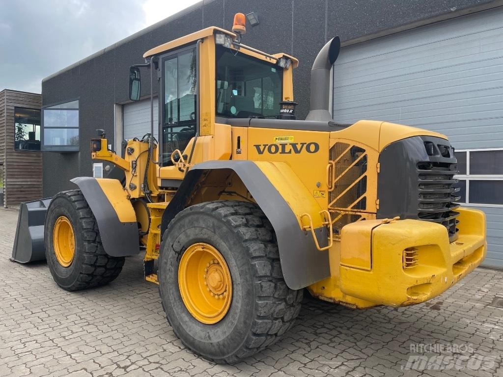 Volvo L90F Radlader