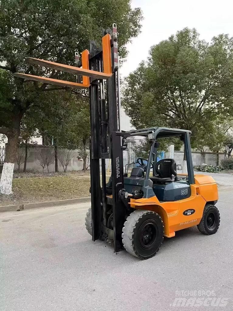 Toyota FD 50 Diesel Stapler