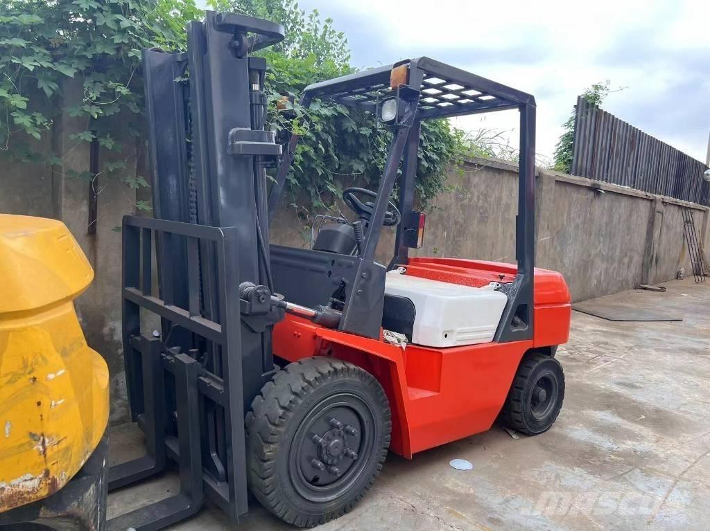 Heli 3 Ton Diesel Stapler