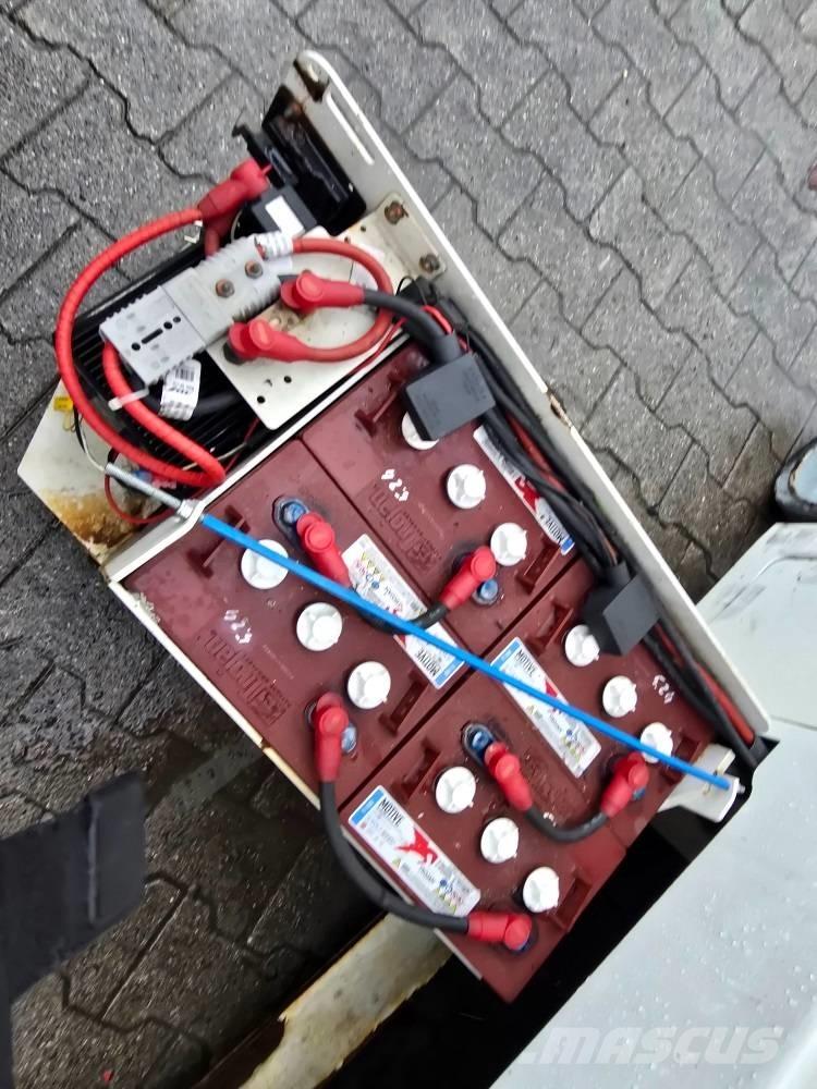 Genie GS 2032 Scheren-Arbeitsbühnen