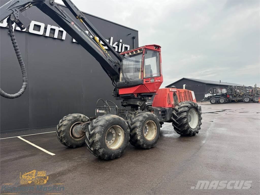 Valmet 931 Harvester