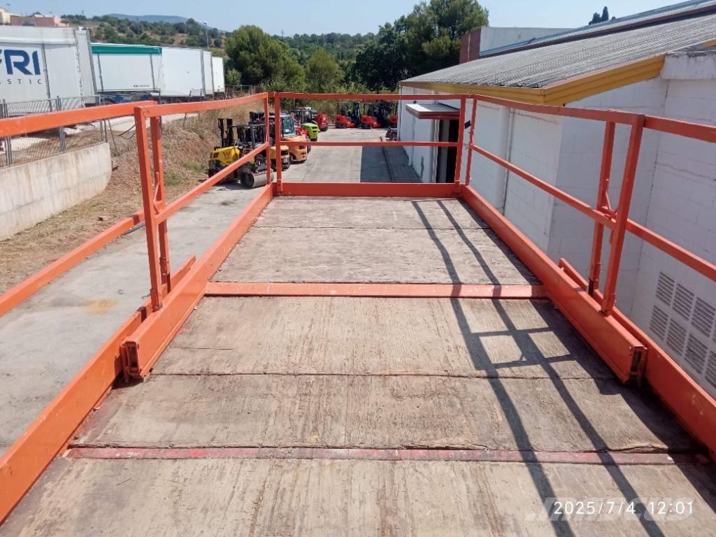 JLG 203-24 Scheren-Arbeitsbühnen