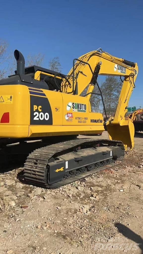 Komatsu PC 200-8 Raupenbagger