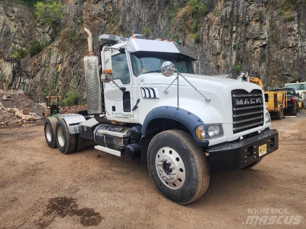 Mack GU713 GRANITE Wechselfahrgestell