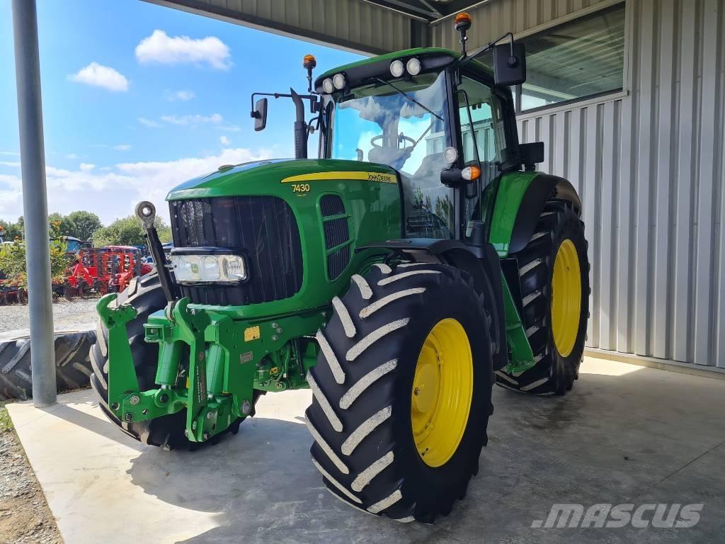 John Deere 7430 AP Traktoren
