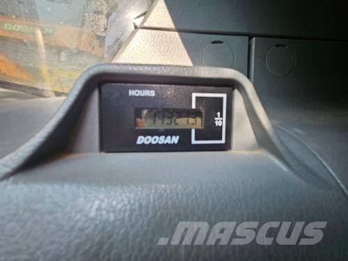 Doosan DX 300 LC-5 Raupenbagger