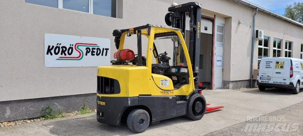 Hyster S 7.0 FT Gas Stapler