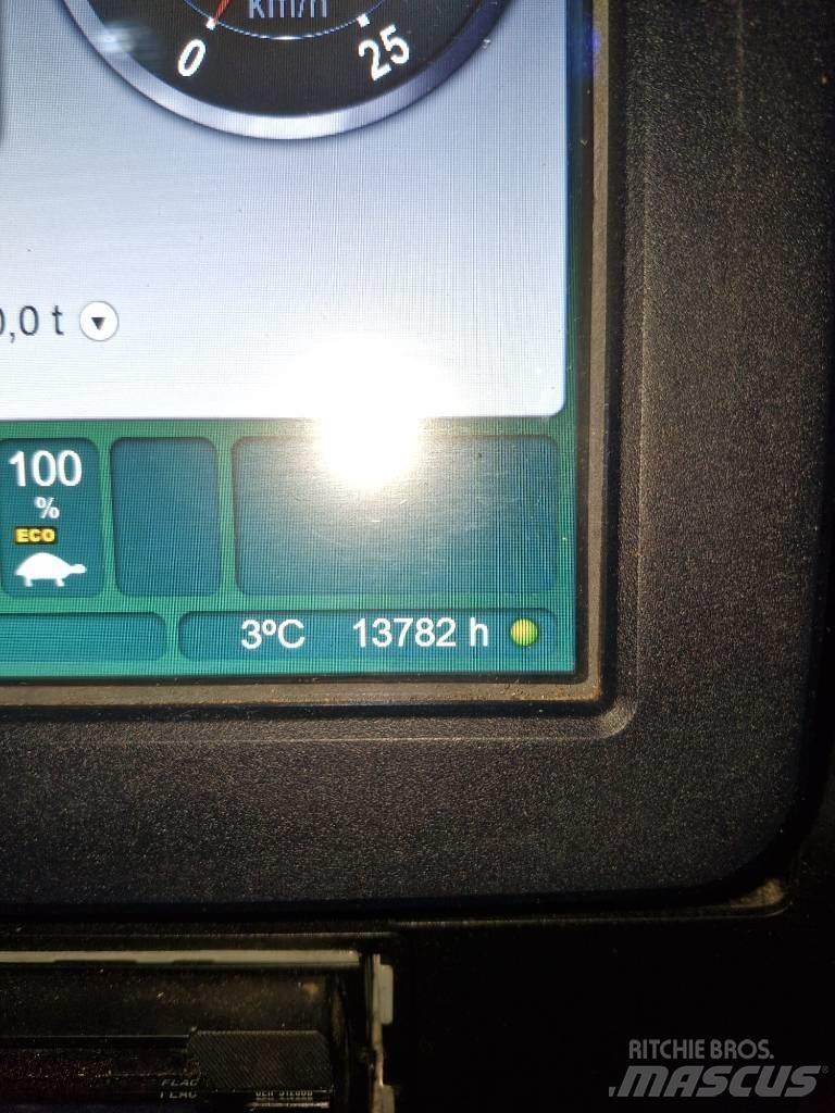 John Deere 1510 E Forwarder