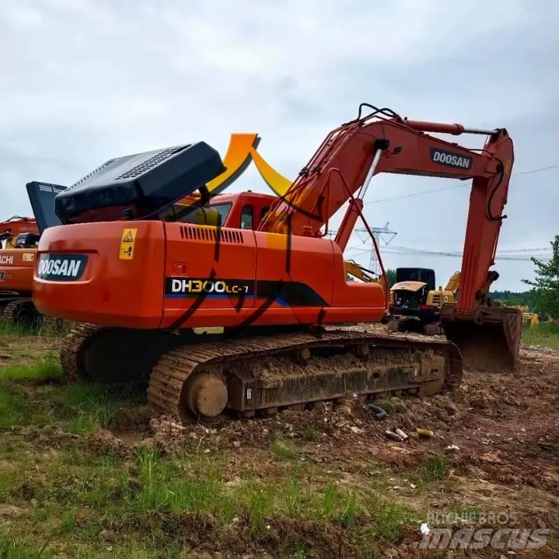 Doosan DH300 Raupenbagger