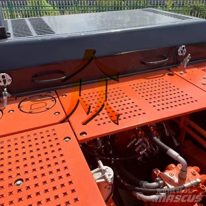 Doosan DH300 Raupenbagger