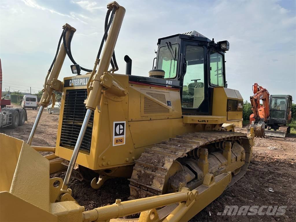 CAT D7G Bulldozer