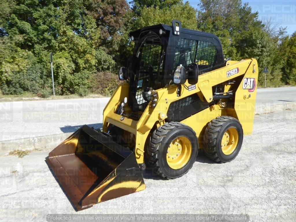 CAT 226D3 Kompaktlader