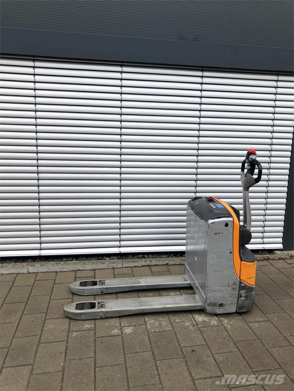 Still EXU16 Niedergabelstapler
