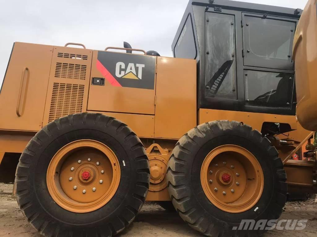 CAT 140k Grader