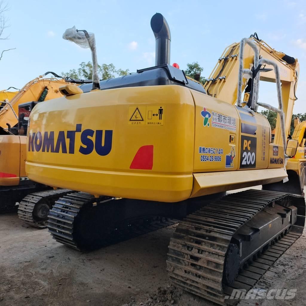 Komatsu PC 200-8 Raupenbagger
