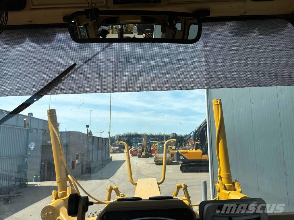 CAT 140H Grader