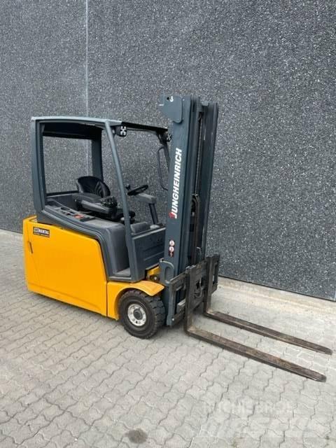 Jungheinrich EFG 218 Elektro Stapler