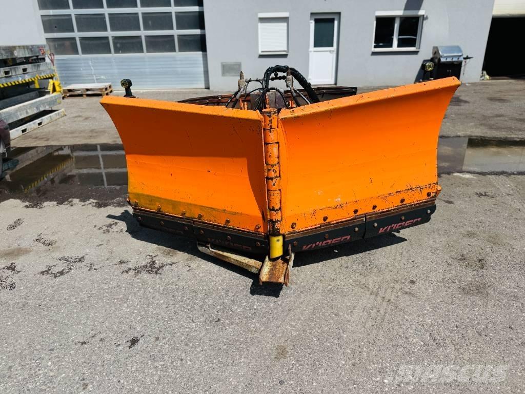 Flötzinger Vario Schneeschilde und -pflüge
