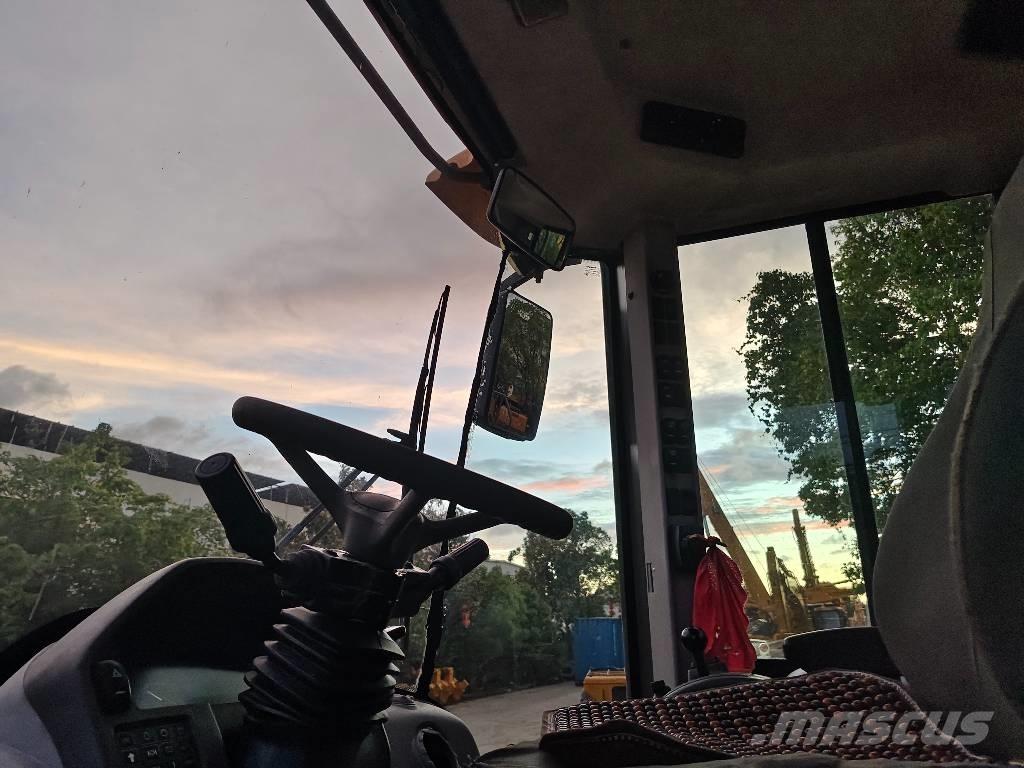 Volvo L 120 Radlader