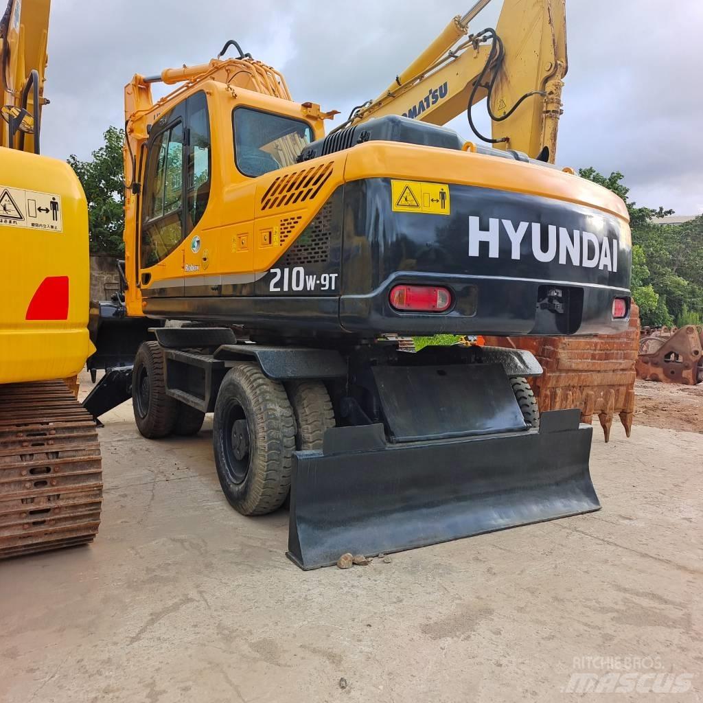 Hyundai 210W-9 Mobilbagger