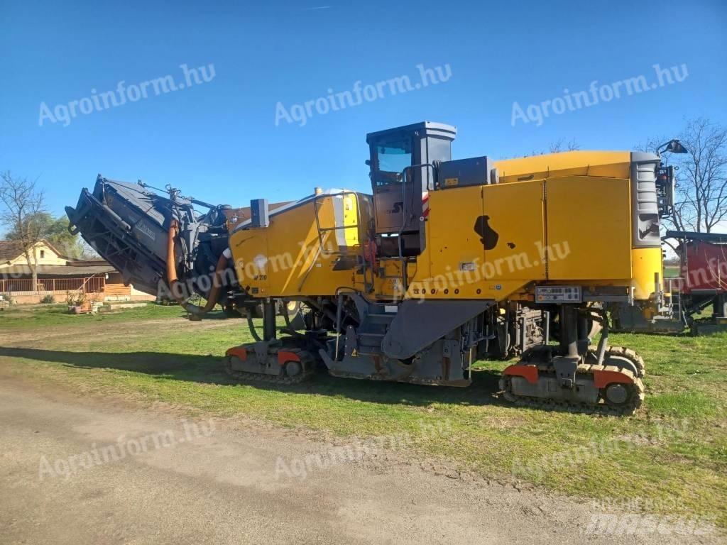 Wirtgen W210 Asphaltfräsen