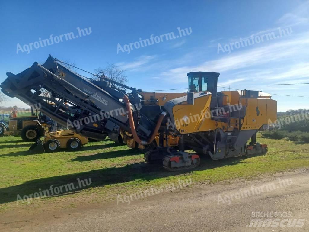 Wirtgen W210 Asphaltfräsen