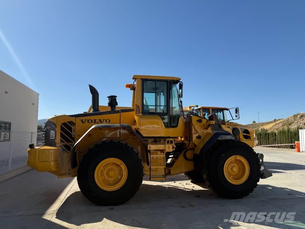 Volvo L 120 F Radlader