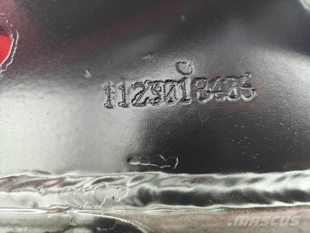 Komatsu C 123 Schneidwerke