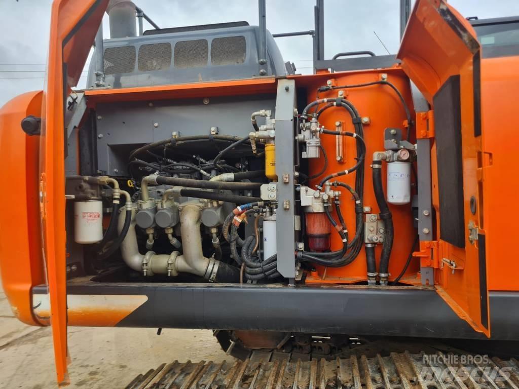 Hitachi ZX 210 LC-6 Raupenbagger