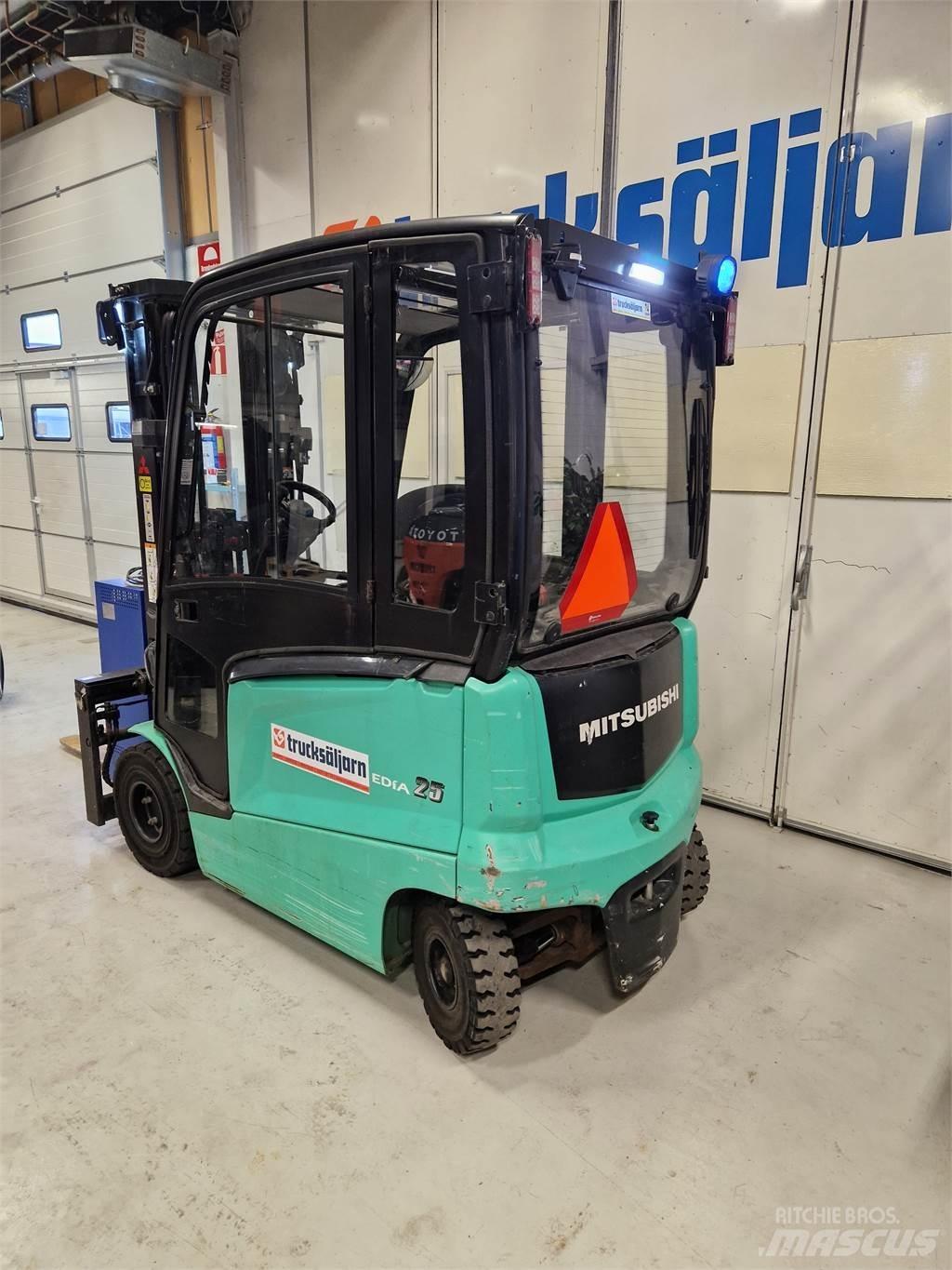 Mitsubishi FB25CN Elektro Stapler