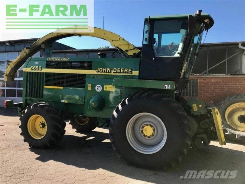 John Deere 6650 Selbstfahrende Häcksler