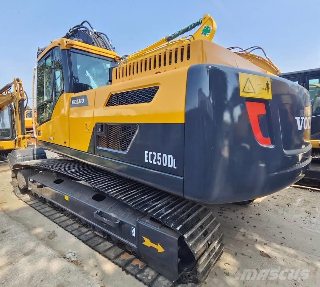 Volvo EC 250 D Raupenbagger