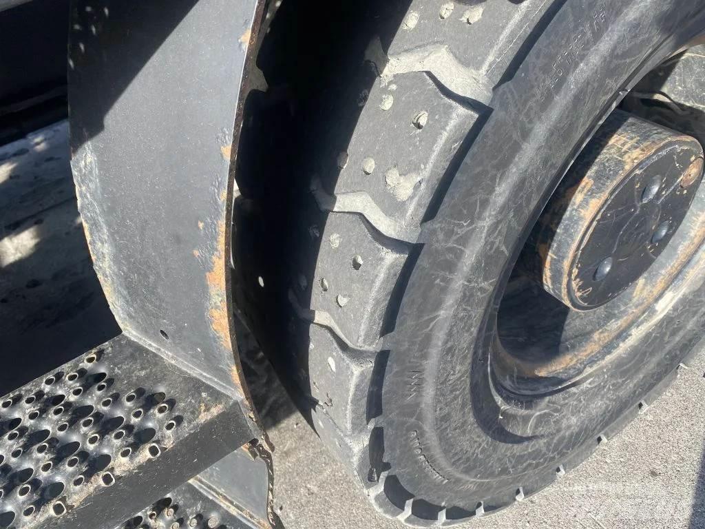 CAT M318F Mobilbagger
