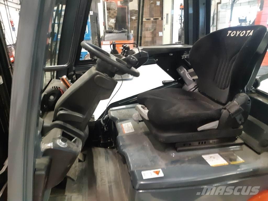Toyota 8FBE15T Elektro Stapler