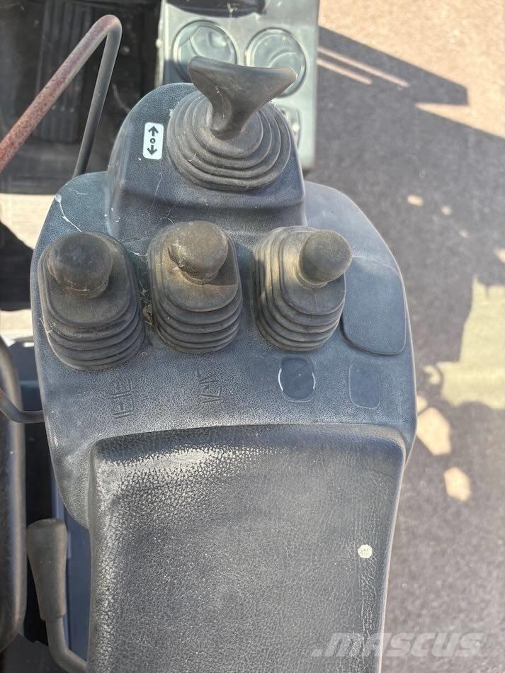 Toyota 02-8 FDF 25 Diesel Stapler