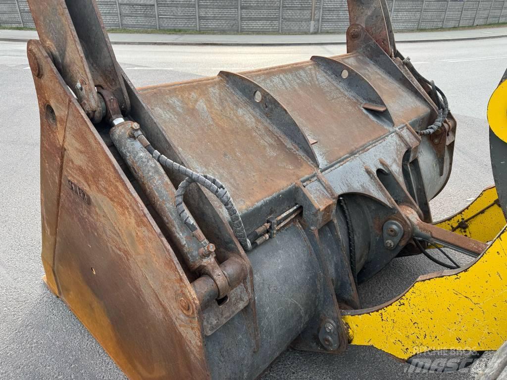 Liebherr L 538 Radlader
