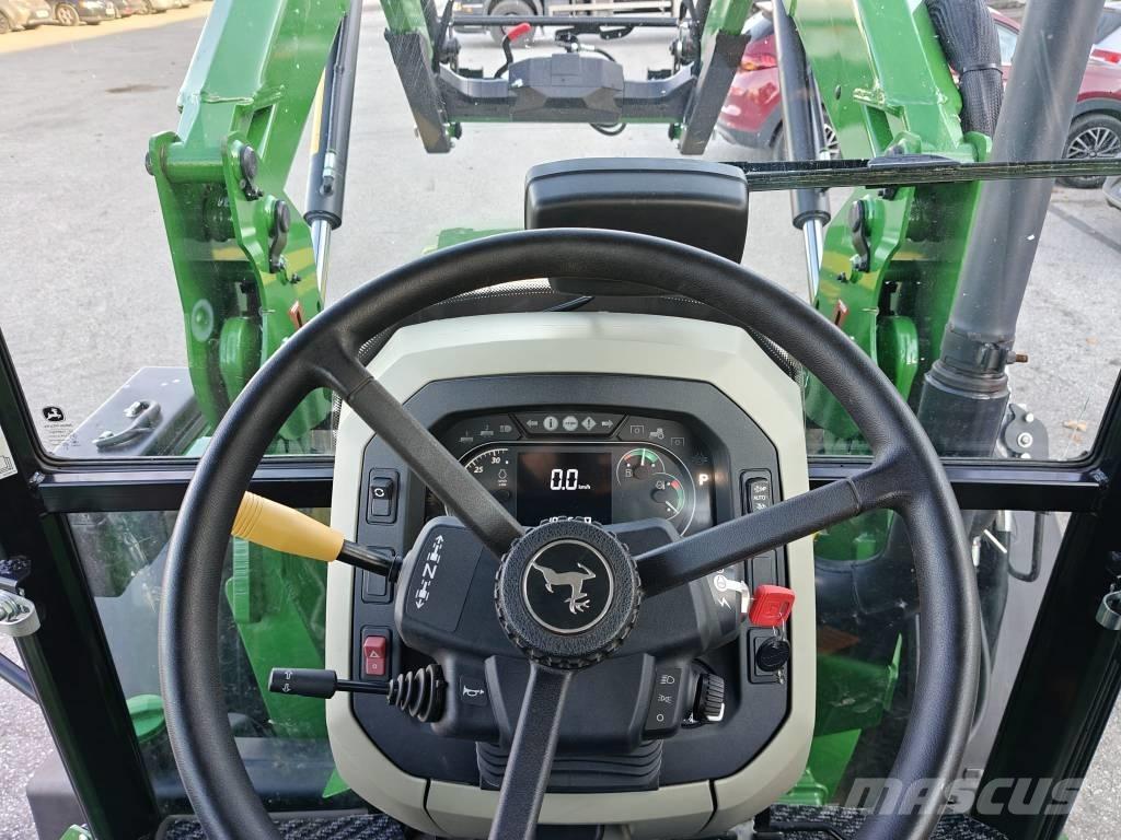 John Deere 5100 M Traktoren