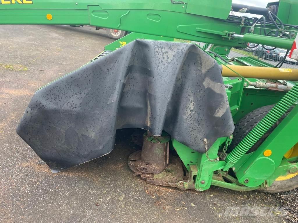 John Deere 730 Gezogene und selbstfahrende Mäher